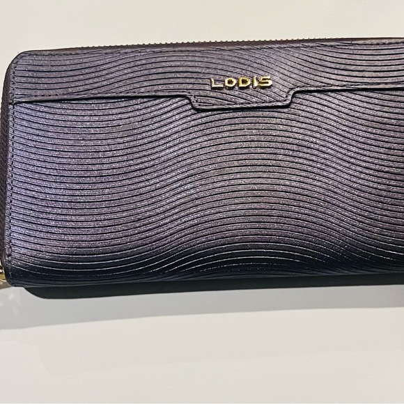 Lodis Purple Wallet - Picture 3 of 9